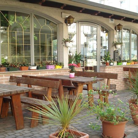 La Quercia Hotel Lignano Sabbiadoro Eksteriør billede